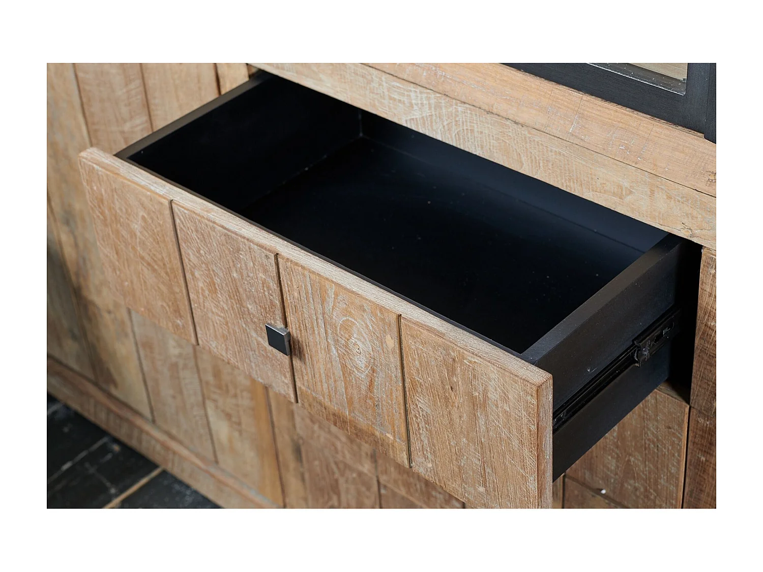 Buffet vaisselier en bois recyclé 3 portes 4 tiroirs éclairage LED - LINAS