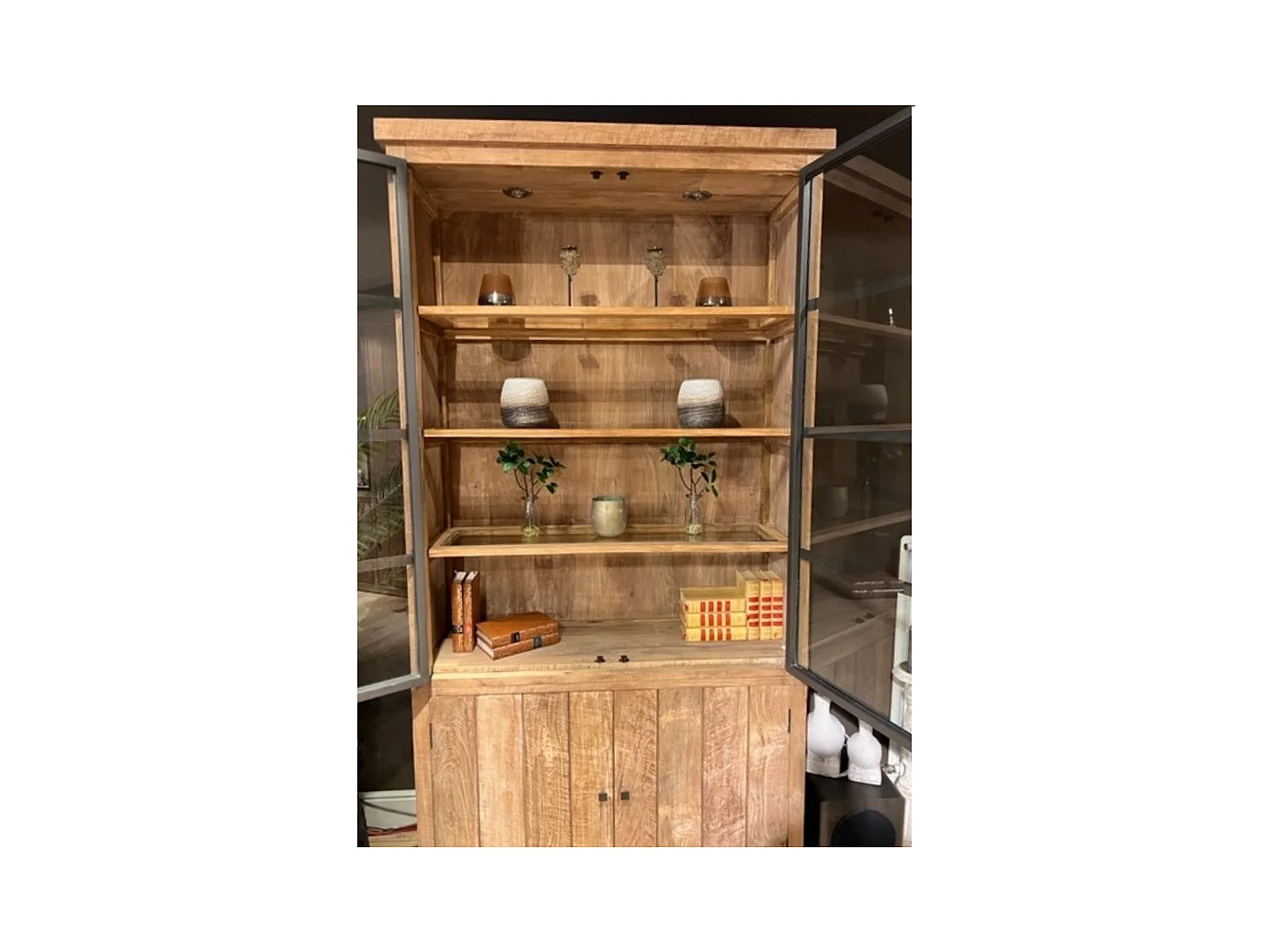 Buffet vaisselier en bois recyclé et métal 4 portes éclairage LED - LINAS