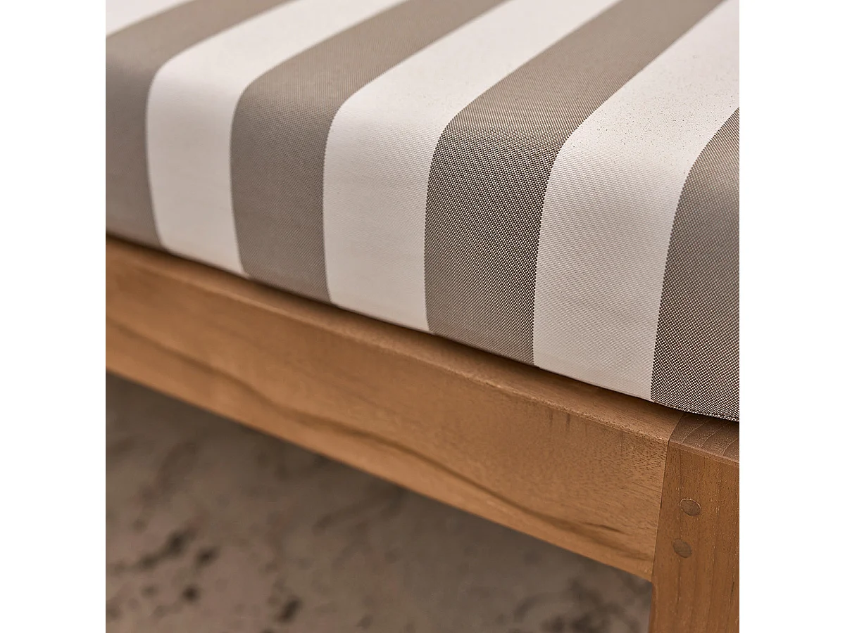 Poltrona da giardino in teak massello a righe bianche e taupe