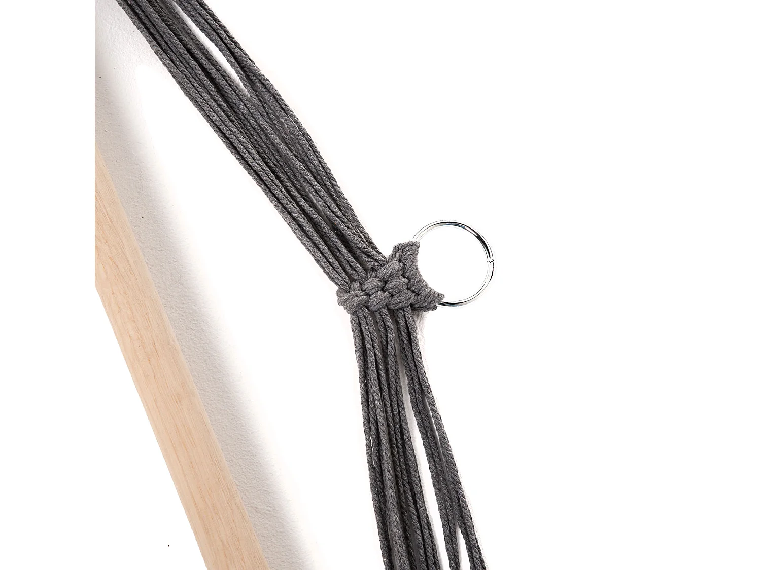 Fauteuil suspendu aspect résille avec franges corde en coton