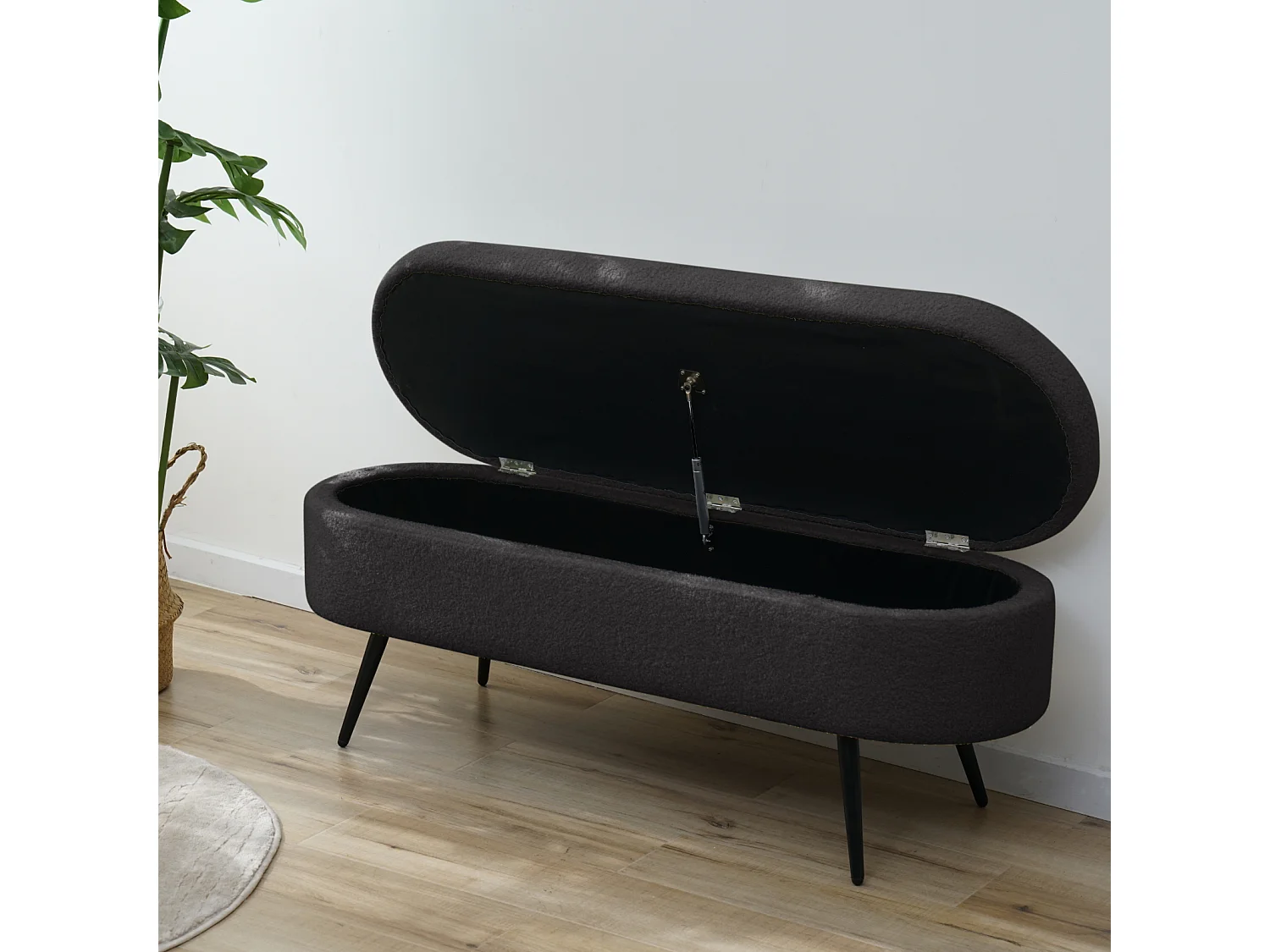 Banc avec d'espace de rangement