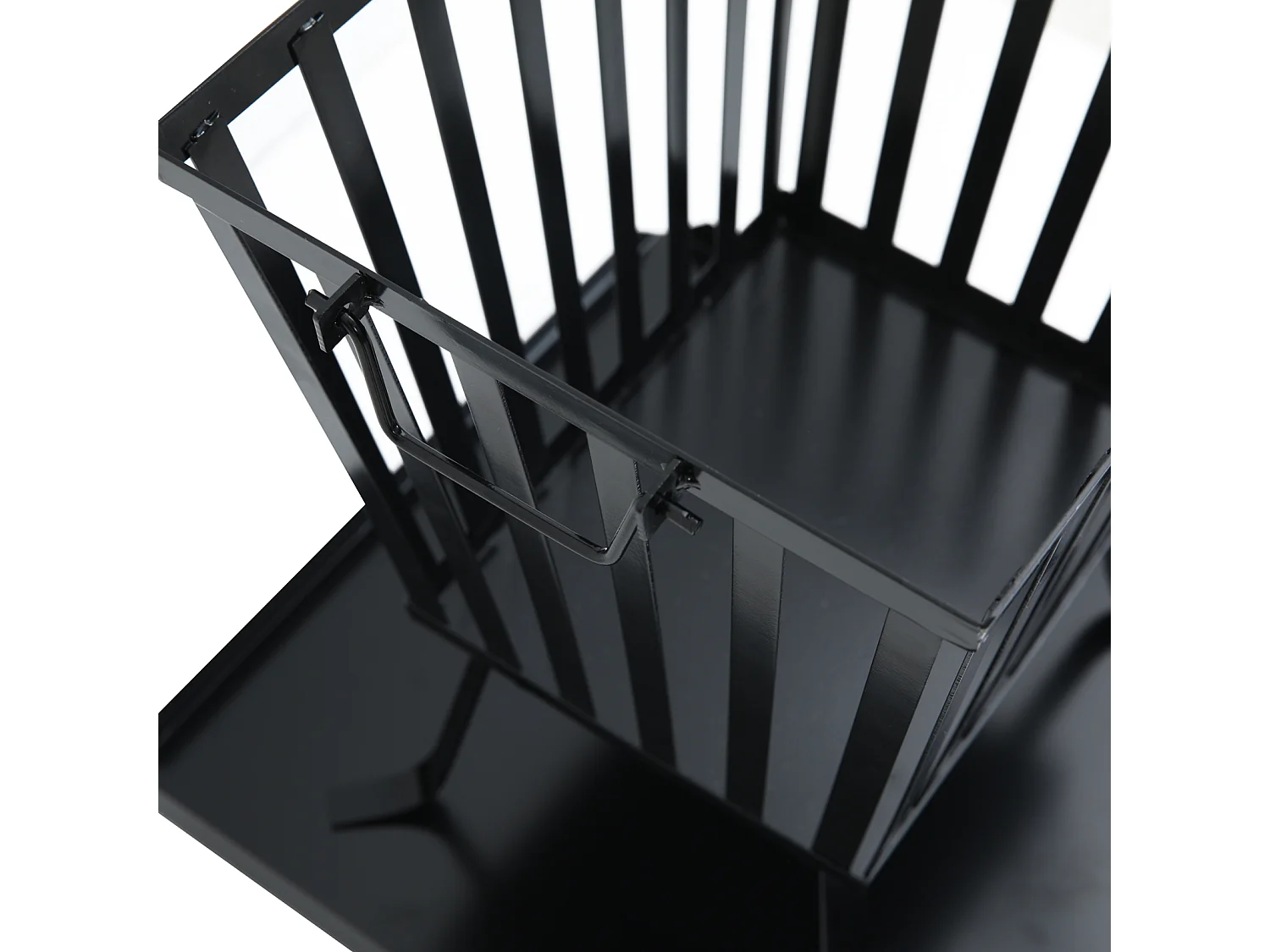 Corbeille à feu carrée avec pare-étincelles