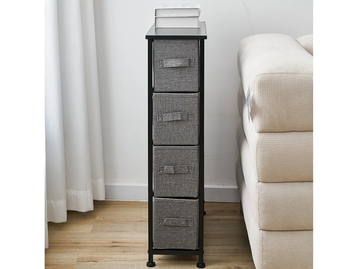 étagère étroite en acier quatre tiroirs en tissu