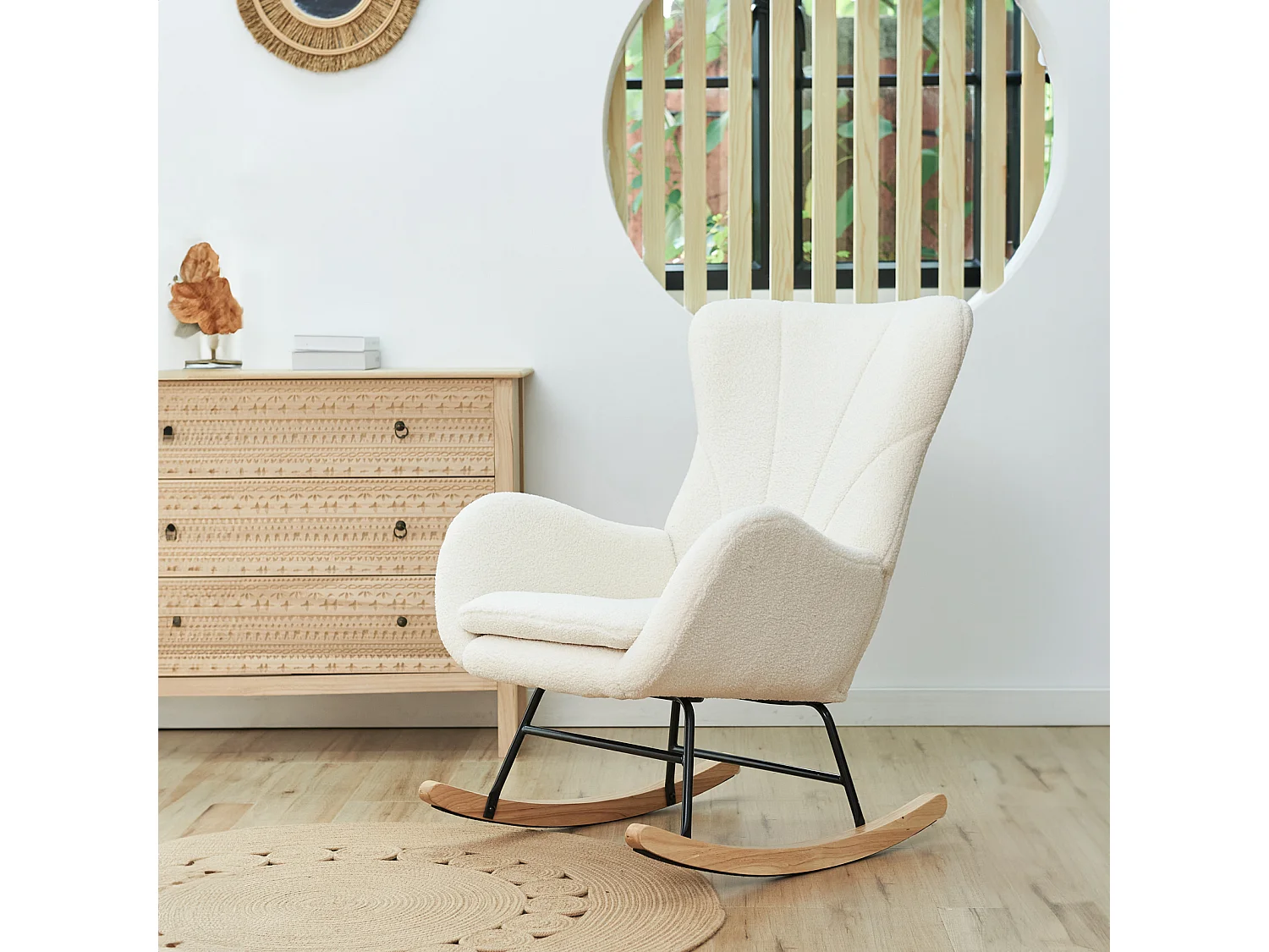 chaise à bascule patins en bois avec accoudoirs