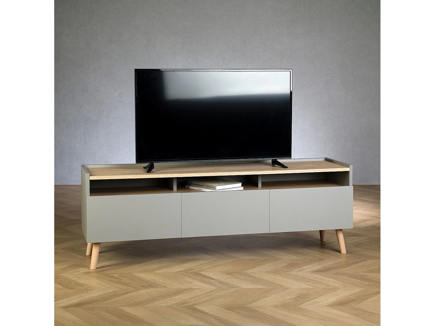 Meuble TV SKANDI L 150 cm en Bois Style Scandinave - Pour téléviseur jusqu'à 65" - Gris avec 3 Portes