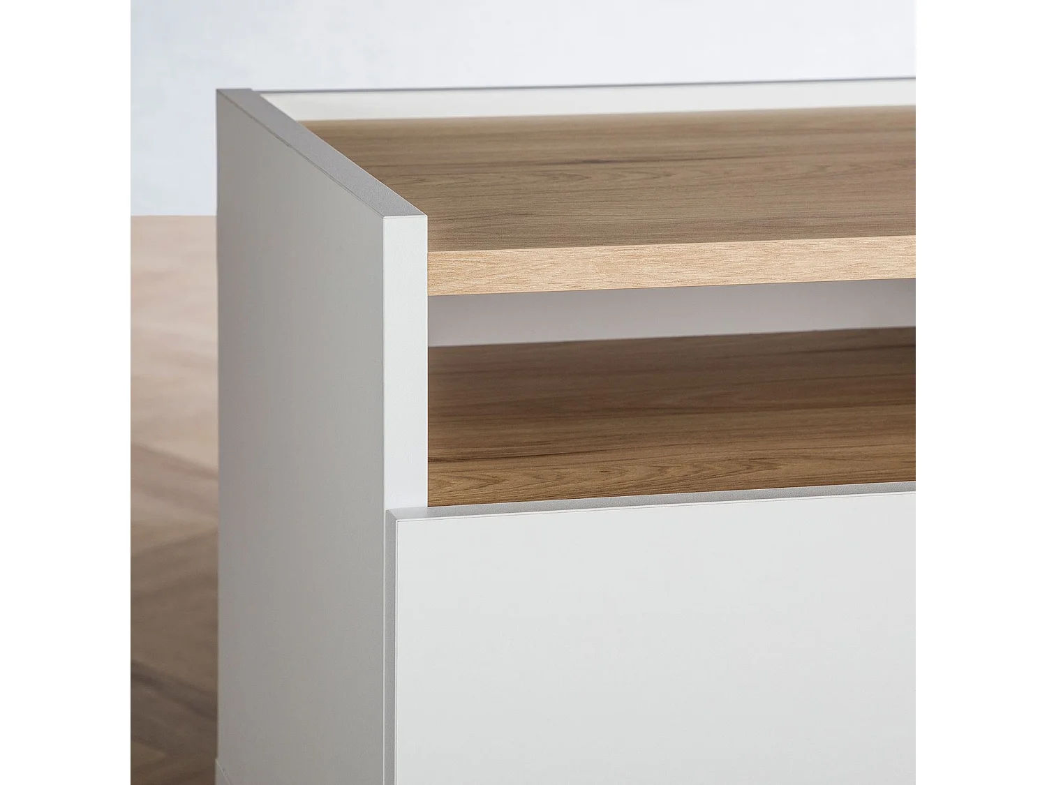 Meuble TV SKANDI L 150 cm en Bois Style Scandinave - Pour téléviseur jusqu'à 65" - Blanc avec 3 Portes