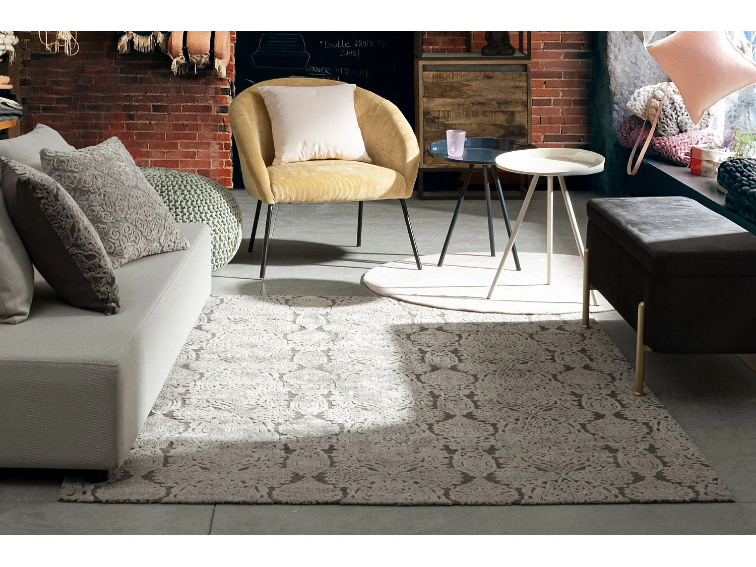 Banc coffre 2 places en velours et piétement or - NINA