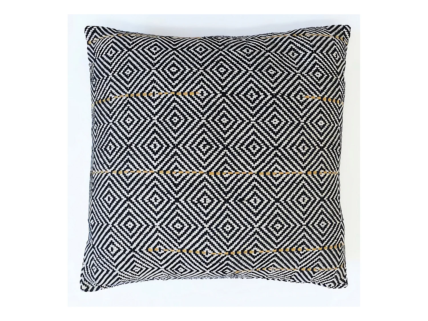 Coussin en coton 45x45 cm MACRAME noir, par Soleil d'Ocre