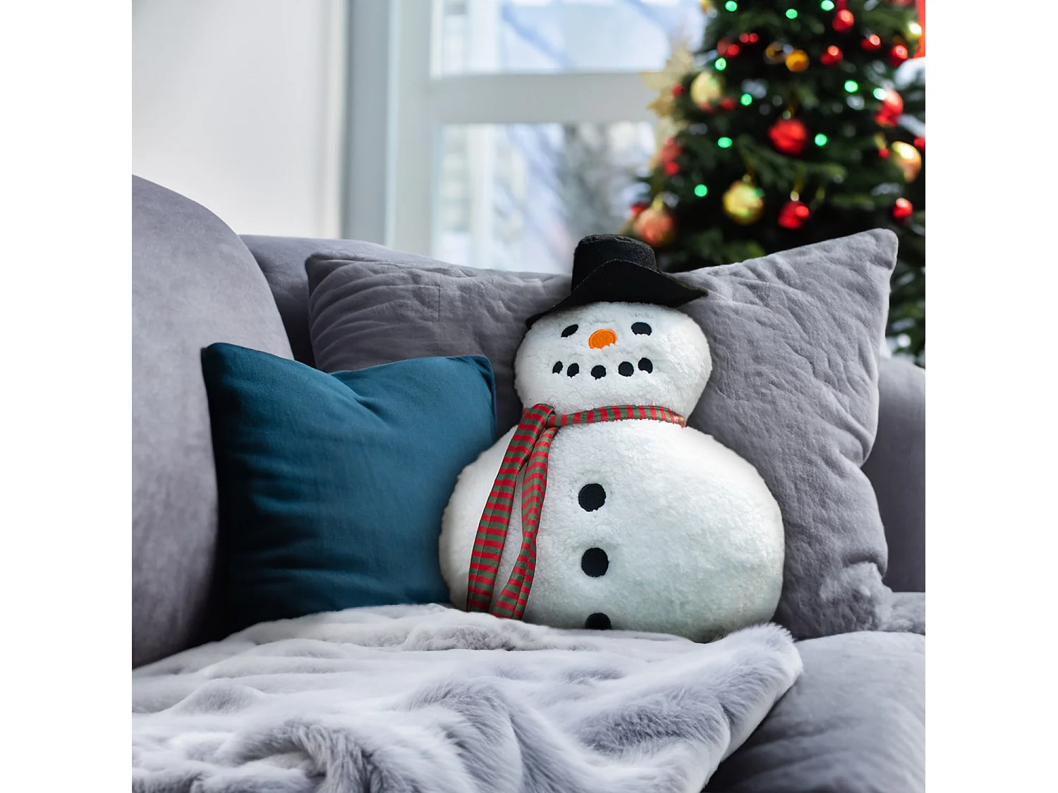 Coussin fantaisie 32x40 cm BONHOMME DE NEIGE, par Soleil d'Ocre