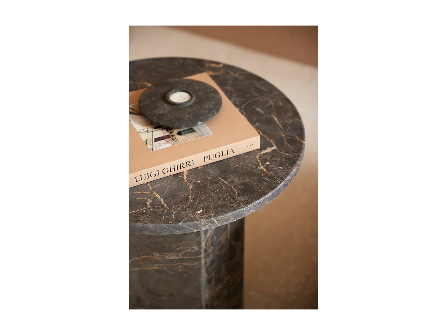 Naro salontafel bijzettafel Ø50cm marmer bruin.