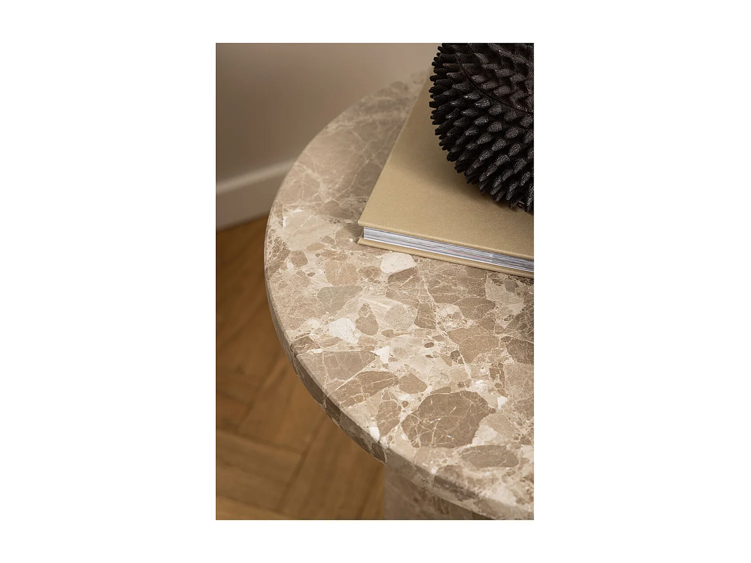 Naro salontafel bijzettafel Ø50cm marmer bruin.