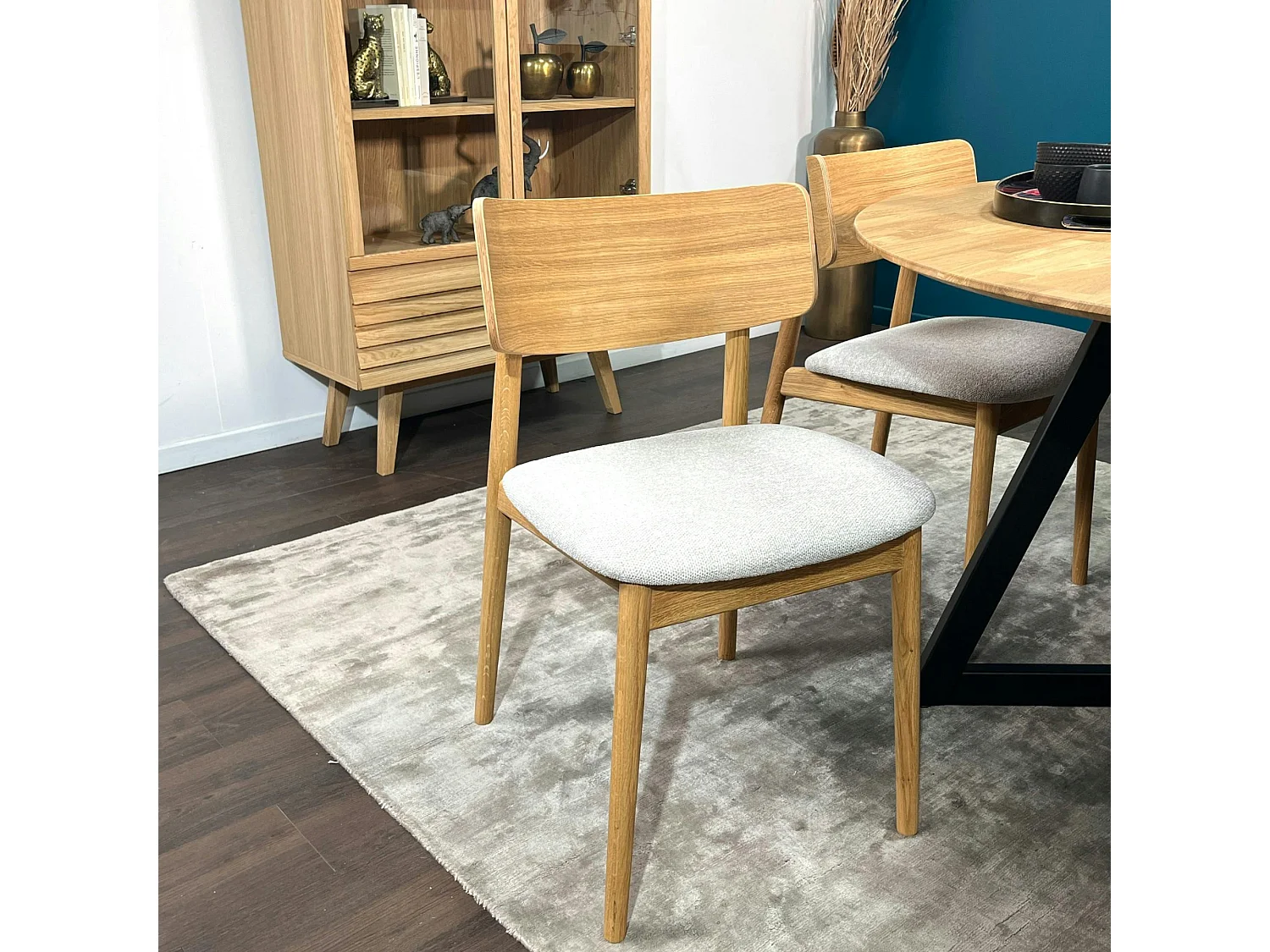 Chaise en bois moderne (finition chêne huilé) COLOGNE