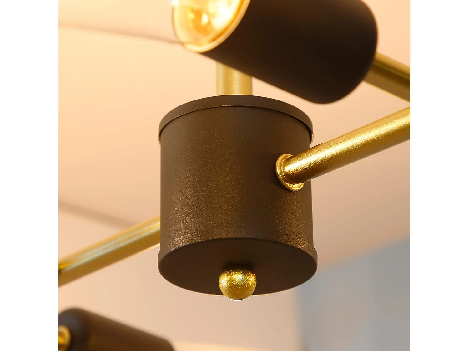 NETTLIFE Plafonnier Noir Lustre Lampe E27 Industriel Chambre Lampe Rétro pour Salon Salle à Manger Couloir Restaurant Hôtel Café