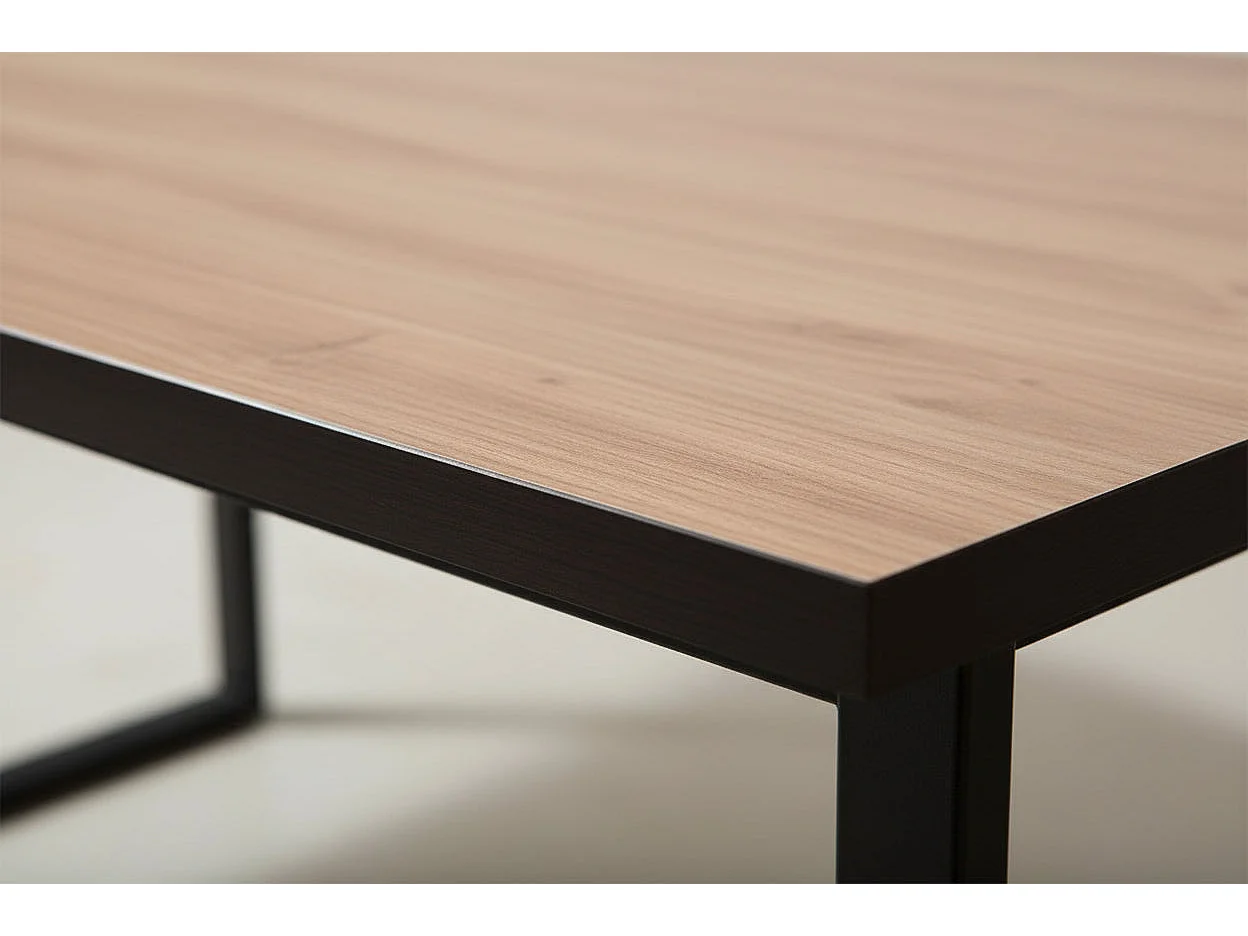 Table à manger bois beige 160x90 cm 4-6 couverts pied métal noir – BELGRADE