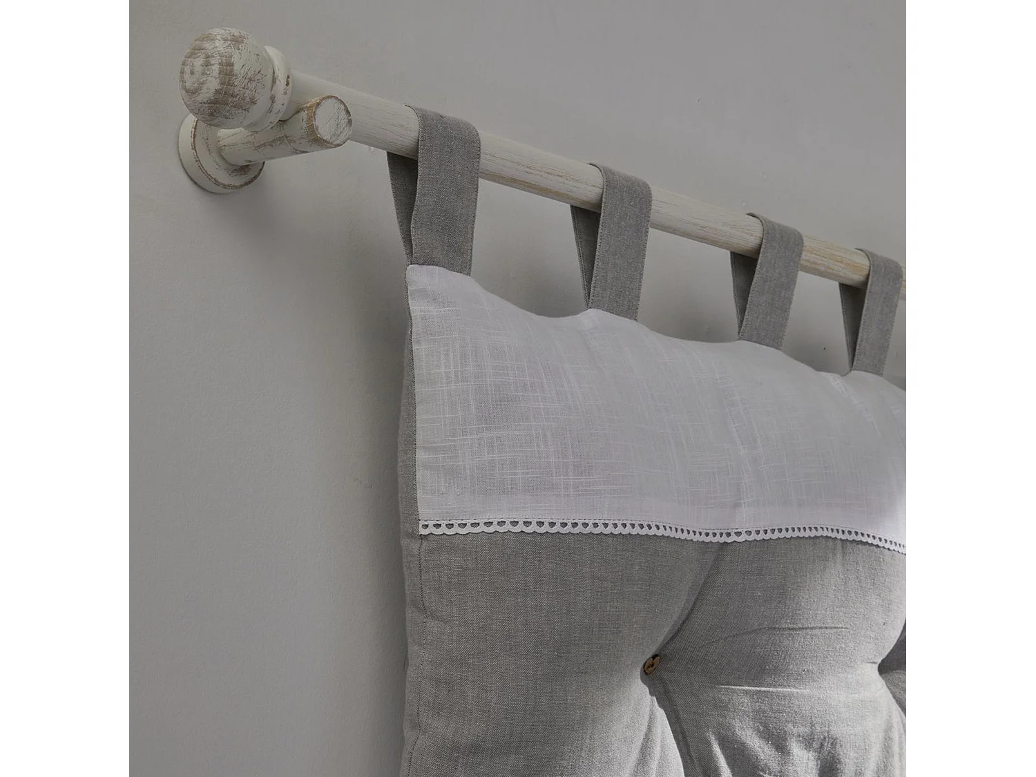 Coussin de tête avec appliques, 100% coton. M/HomeGris.18 45x70cm