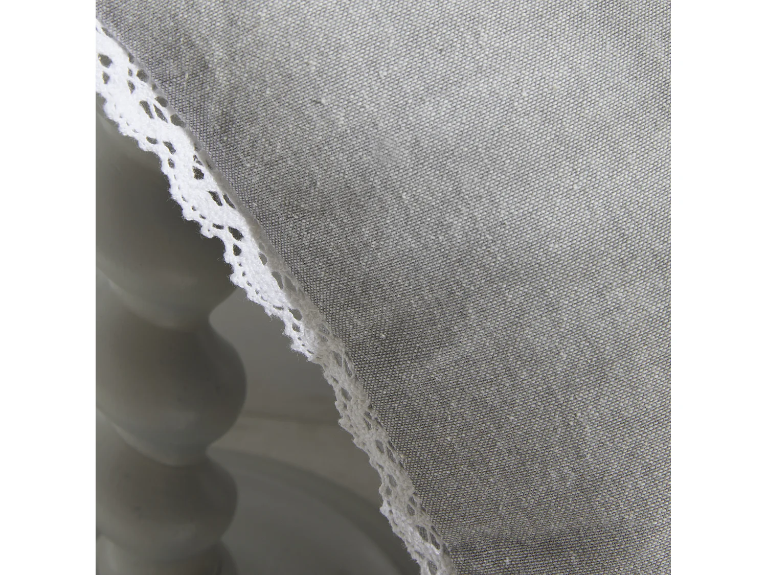 Coussin avec appliques, remplissage inclus, 100% coton. M/HomeGris.10 40x40cm