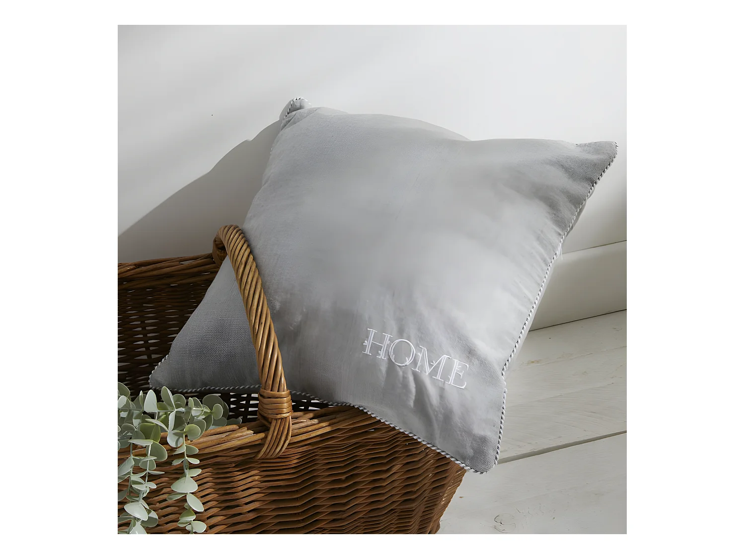 Coussin carré en coton "Capucine" avec broderie - Gris - 40 x 40 cm