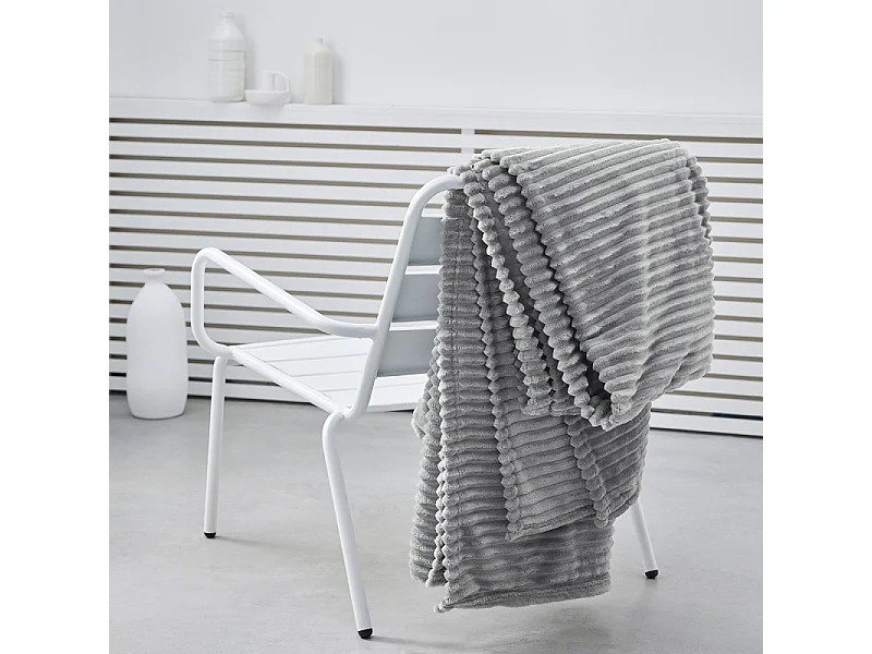 Couverture à carreaux pour le canapé au toucher soie, haute qualité et design en velours côtelé rayé gravure 150x200cm