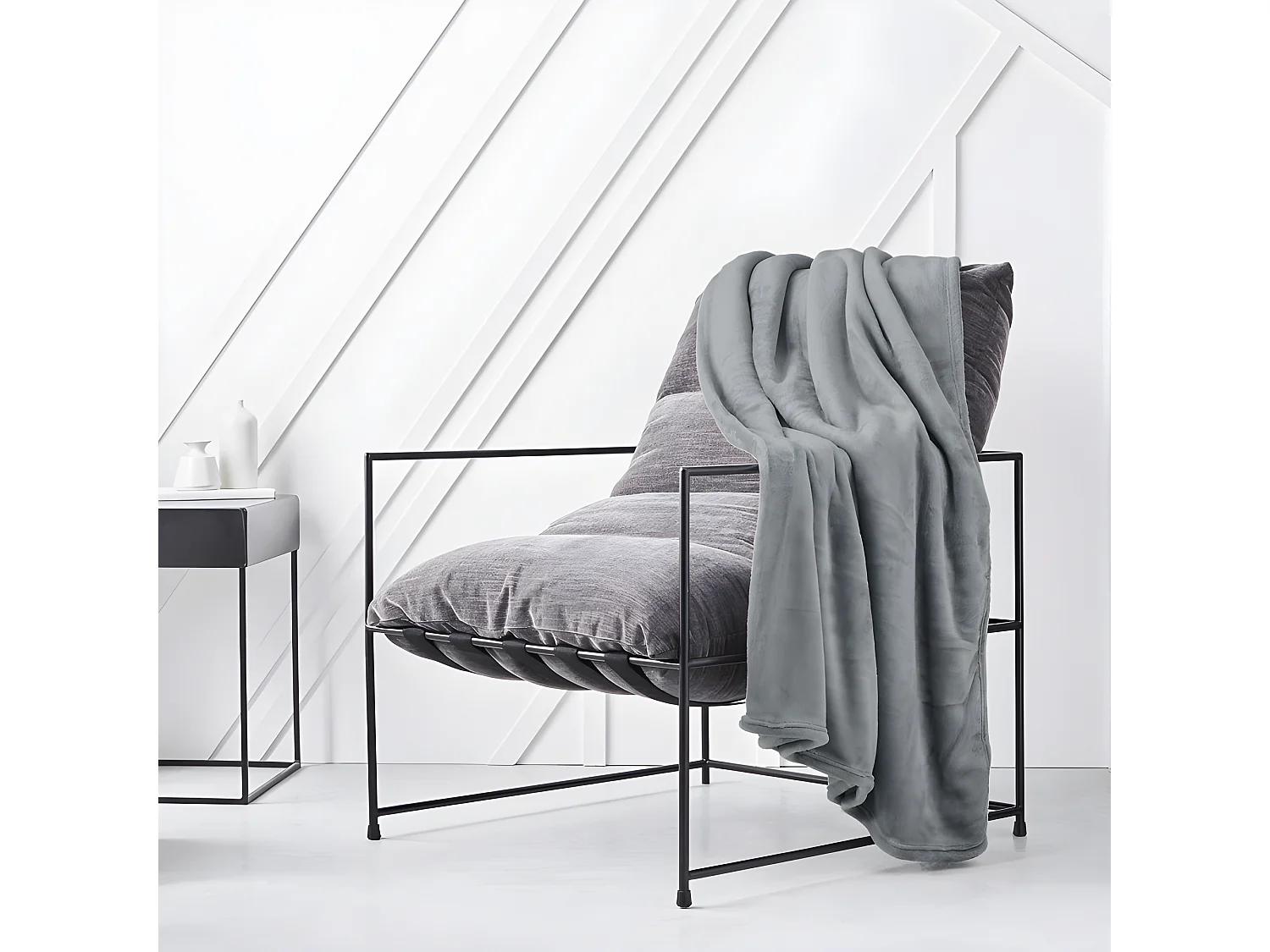 Couverture à carreaux pour canapé au toucher soie, design de haute qualité et totalement lisse 150x200cm