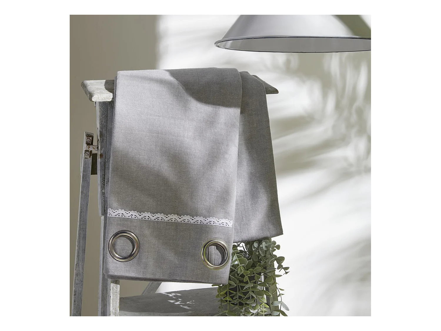 Tenda con applicazioni, 100% cotone. M/HomeGris.19 140x240cm