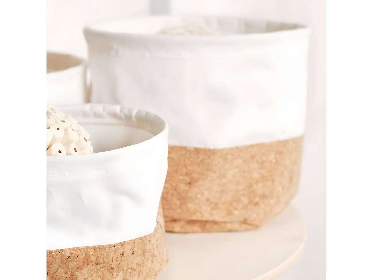 Set 3 paniers ronds.