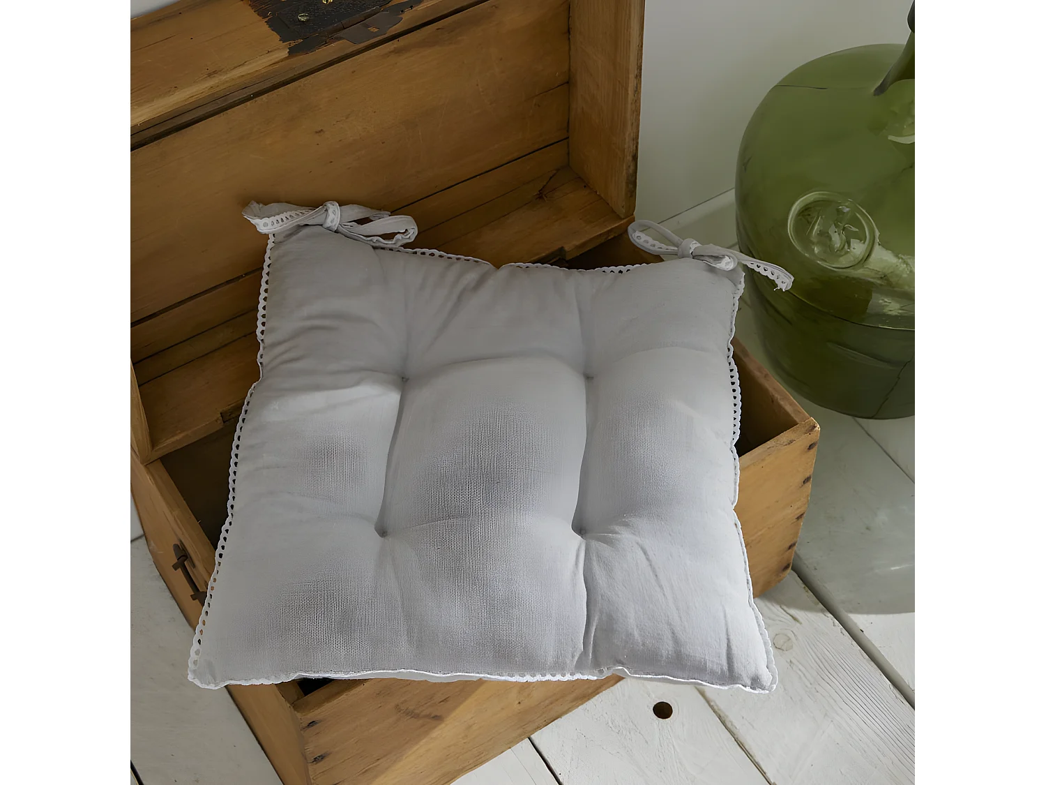 Coussin de chaise brodé avec appliques, 100% coton. M/HeartAcero.08 40x40cm