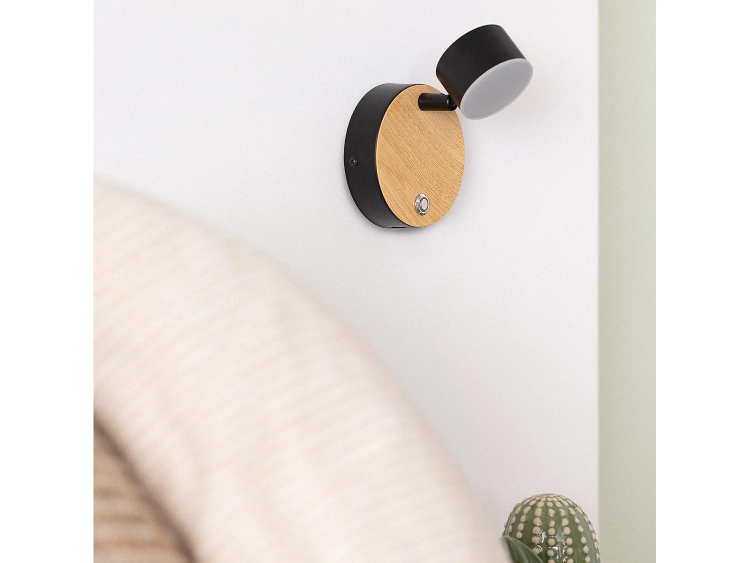 Lámpara de Pared LED 5W Metal con Interruptor Serifos Negro