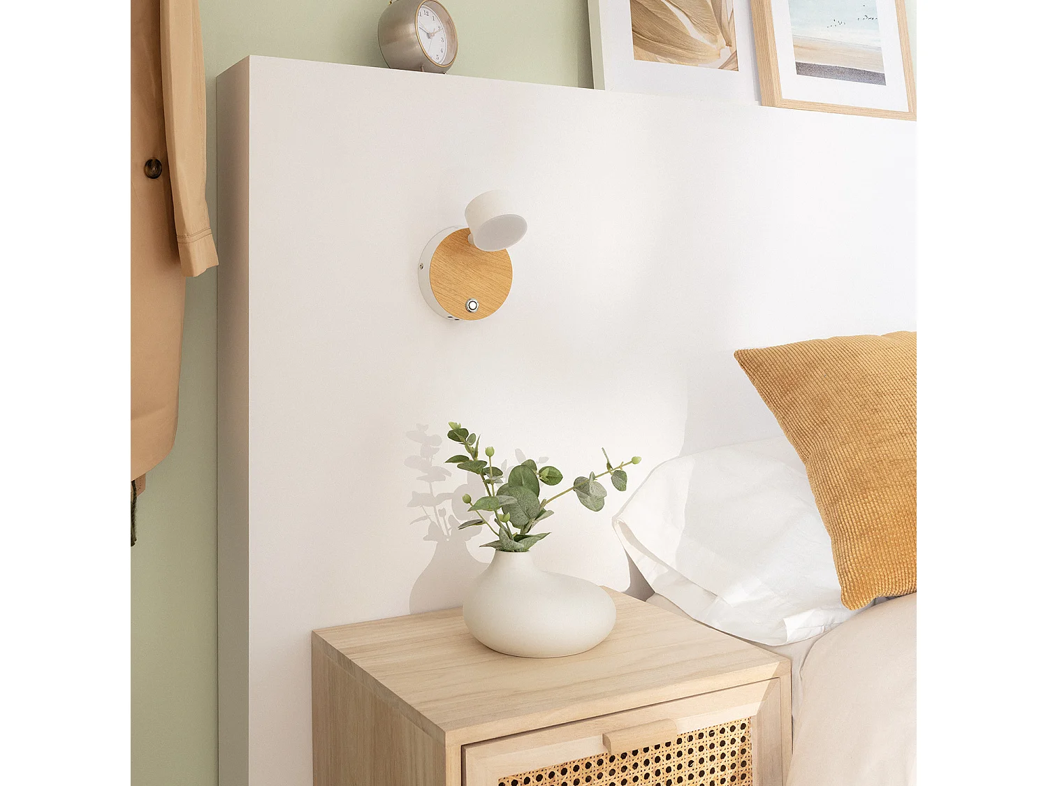 Applique da Parete LED 5W in Metallo con interruttore Serifos Bianco