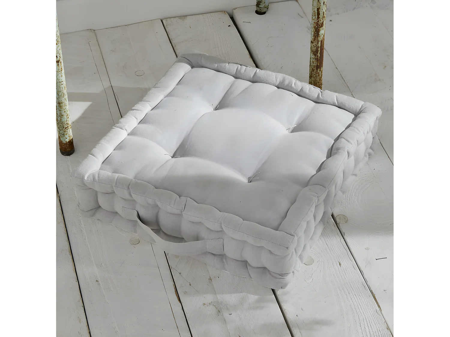 Coussin de sol ou de palette, broderie, 100% coton. M/HeartAcero.09 40x40x10cm