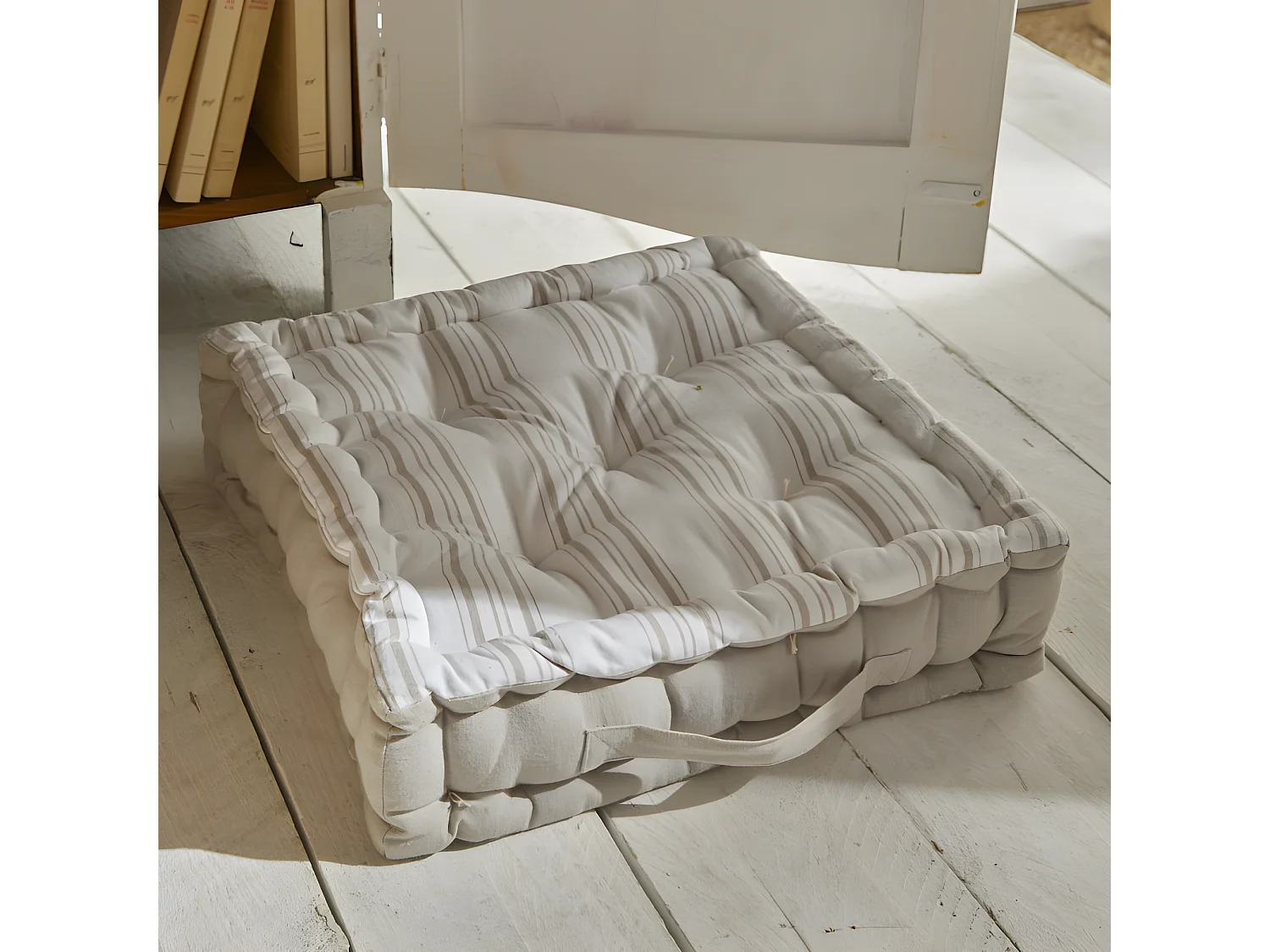 Coussin de sol ou de palette, imprimé, 100% coton. M/HomeLinen.12 40x40x10cm