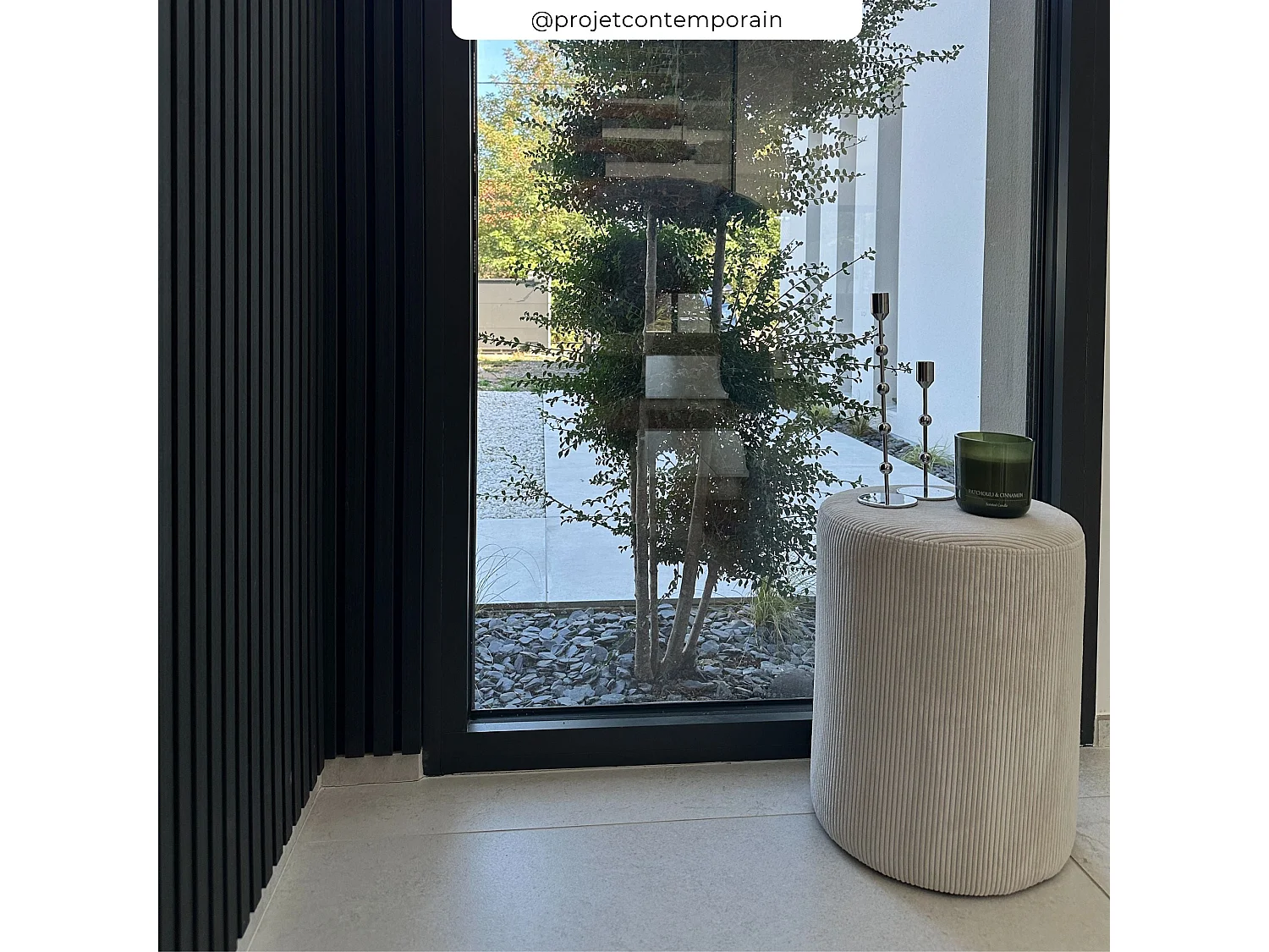 Puf redondo en pana beige - Lily