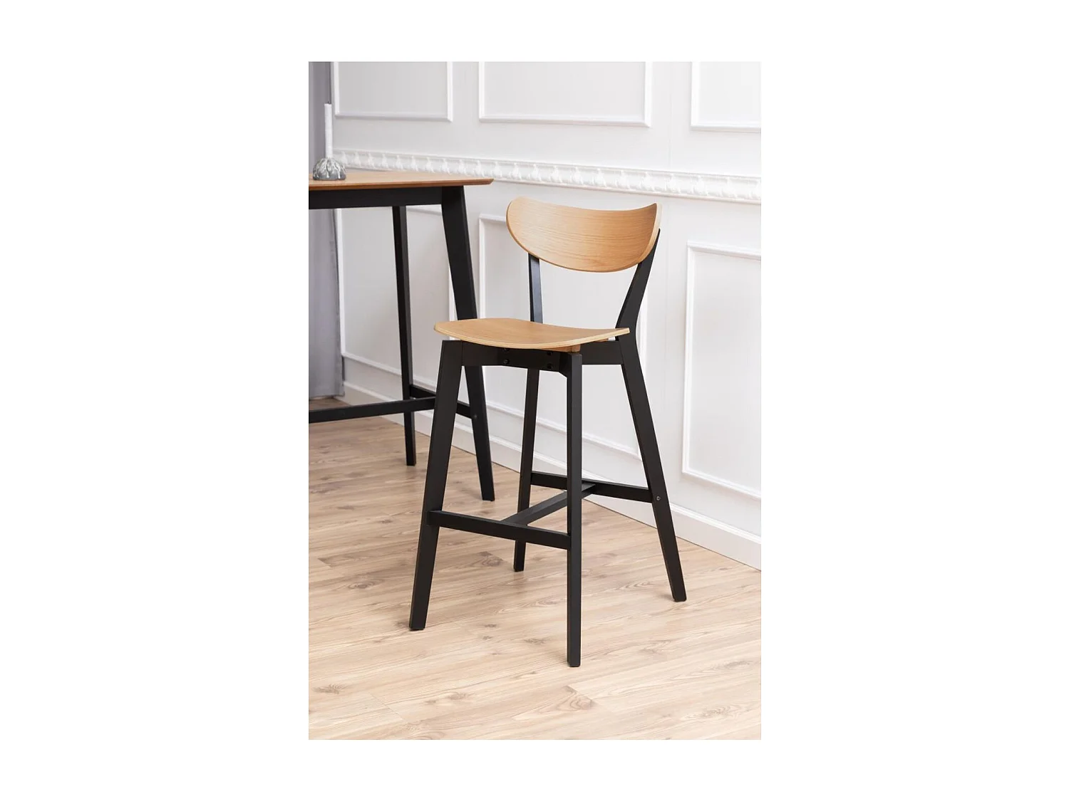 Tabourets de bar scandinaves en bois (lot de 2) - LETA