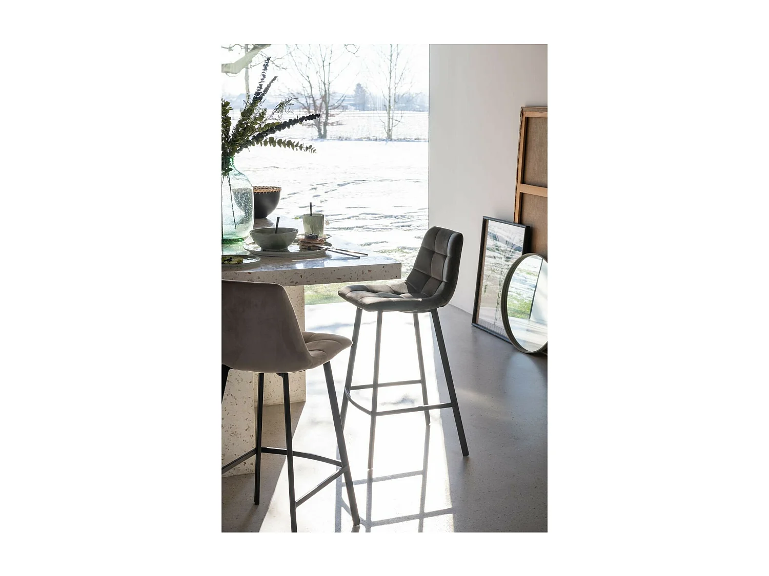 Chaises de bar en velours peau de pêche et métal (lot de 2) - OLIVIA