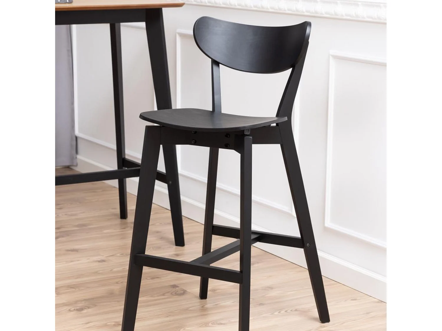 Tabourets de bar scandinaves en bois (lot de 2) - LETA