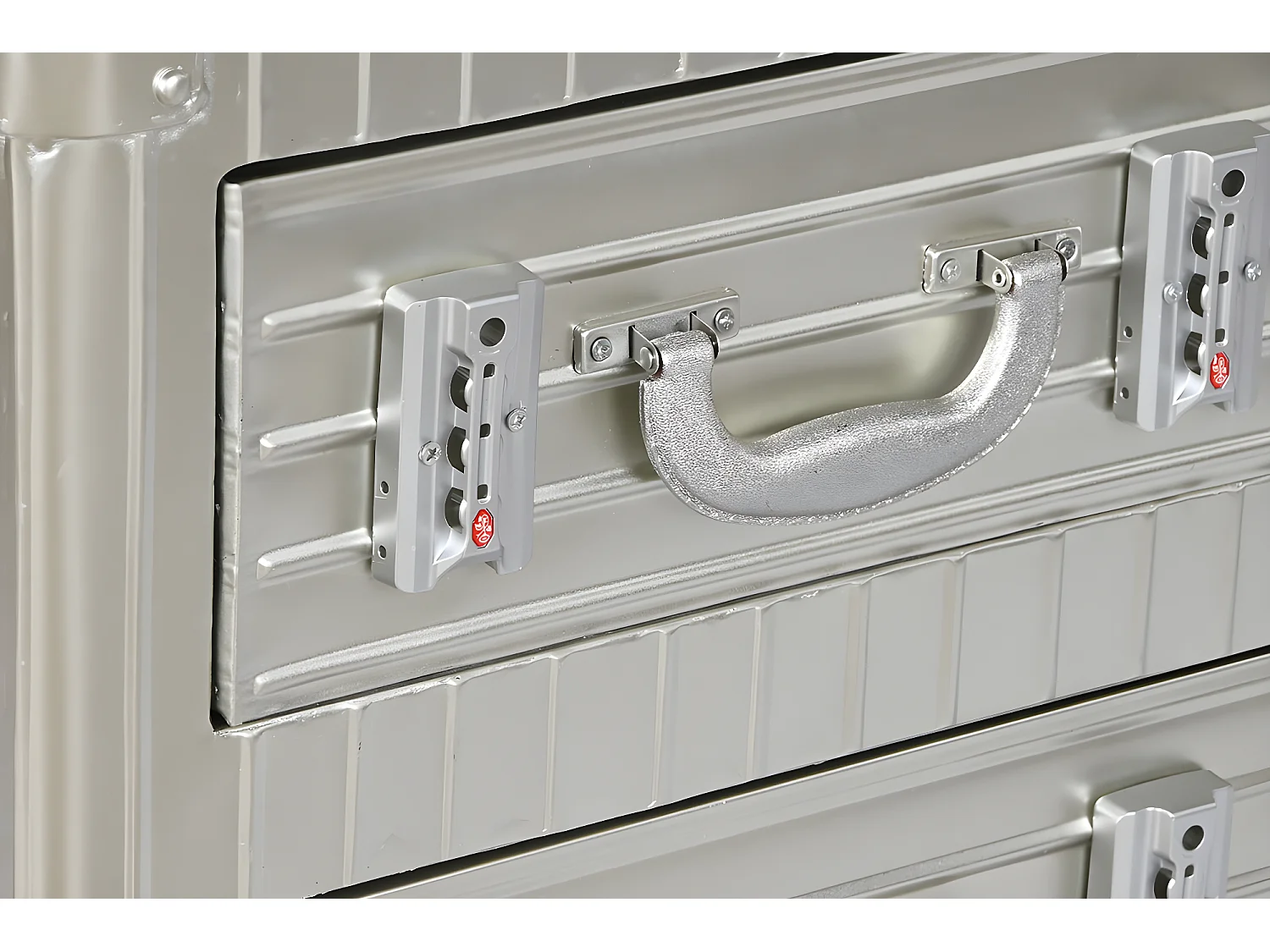 Table de nuit, table de chevet avec 2 tiroirs en bois MDF et métal coloris argenté - longueur 46 x profondeur 39 x Hauteur 63 cm