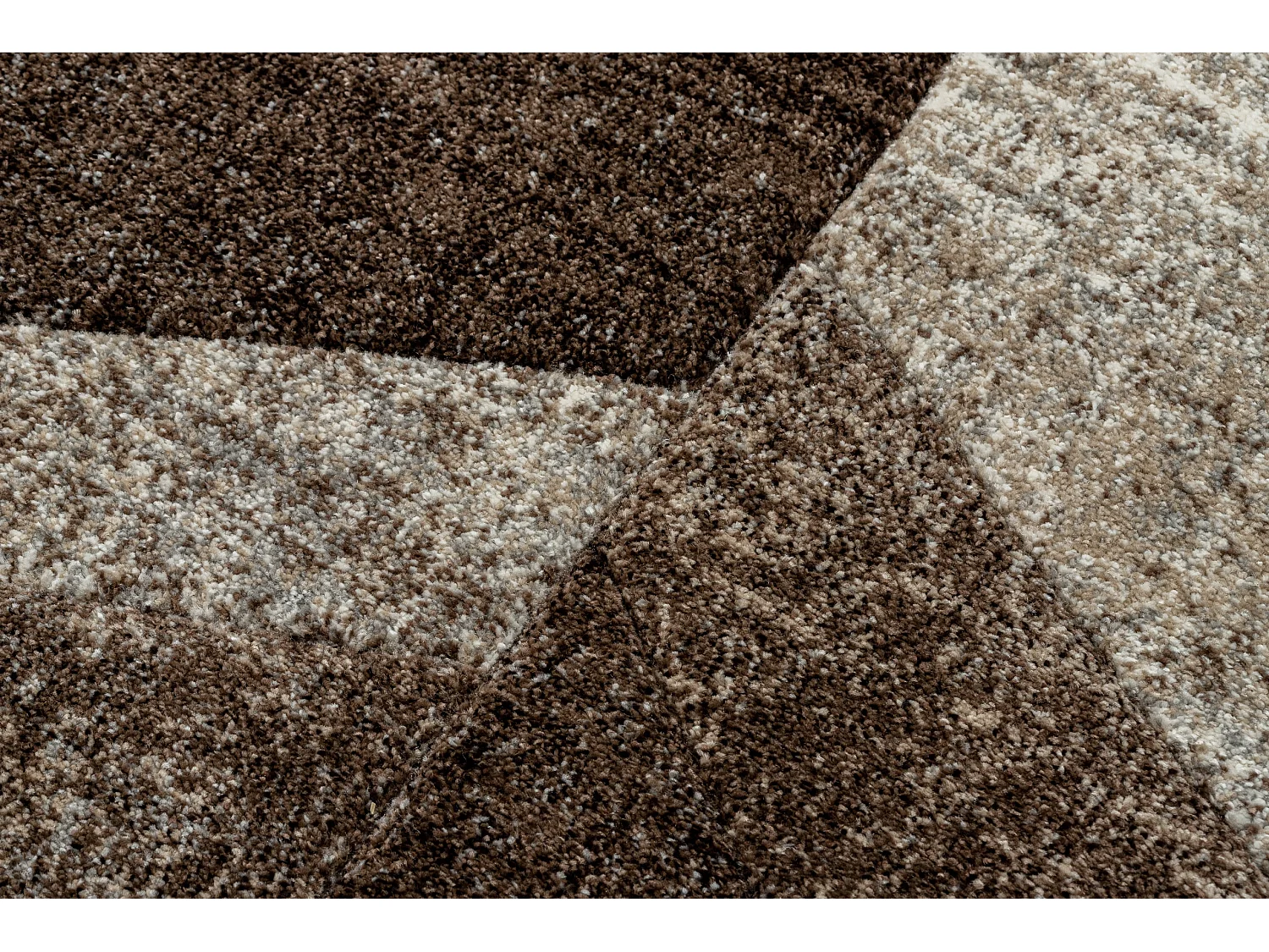 Tapis FEEL 5673/15044 CHEVRON marron foncé / beige / crème et gris 120x170 cm