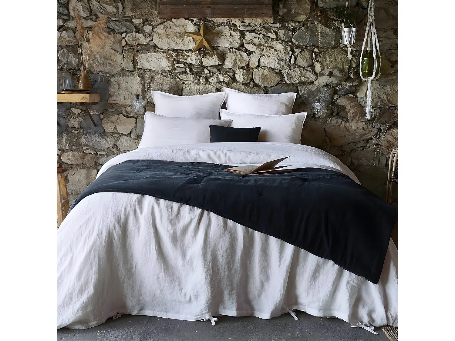 HARRIS - Chemin de Lit 90x200cm Velours de Coton Coloris Bleu nuit