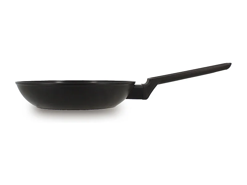 Menastyl - Poele First 20cm En Aluminium Noir Induction