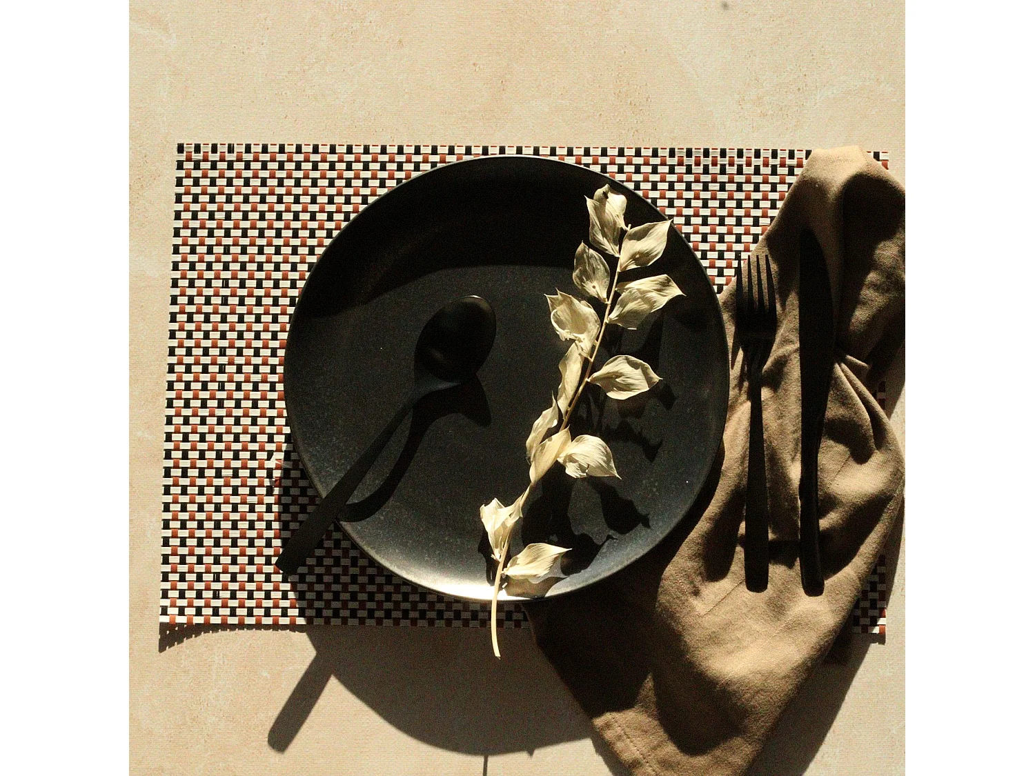 Novastyl - Lot 6 Sets De Table Tissé 45x30cm En Pvc Rouge