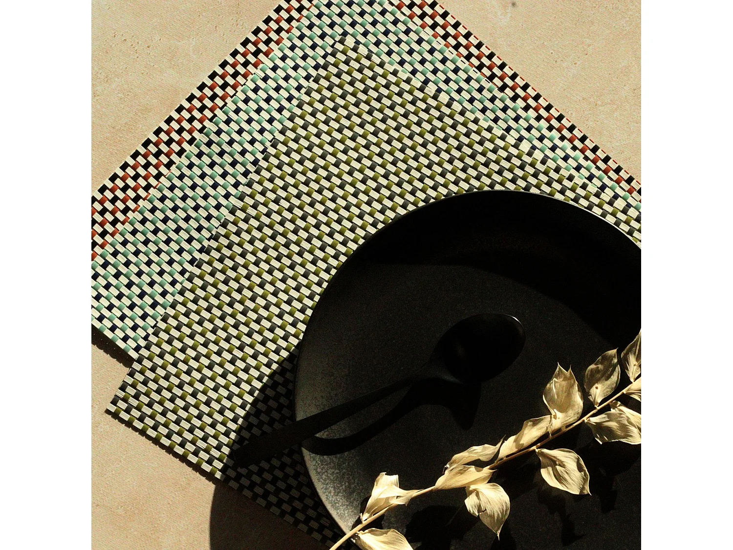 Novastyl - Lot 6 Sets De Table Tissé 45x30cm En Pvc Rouge