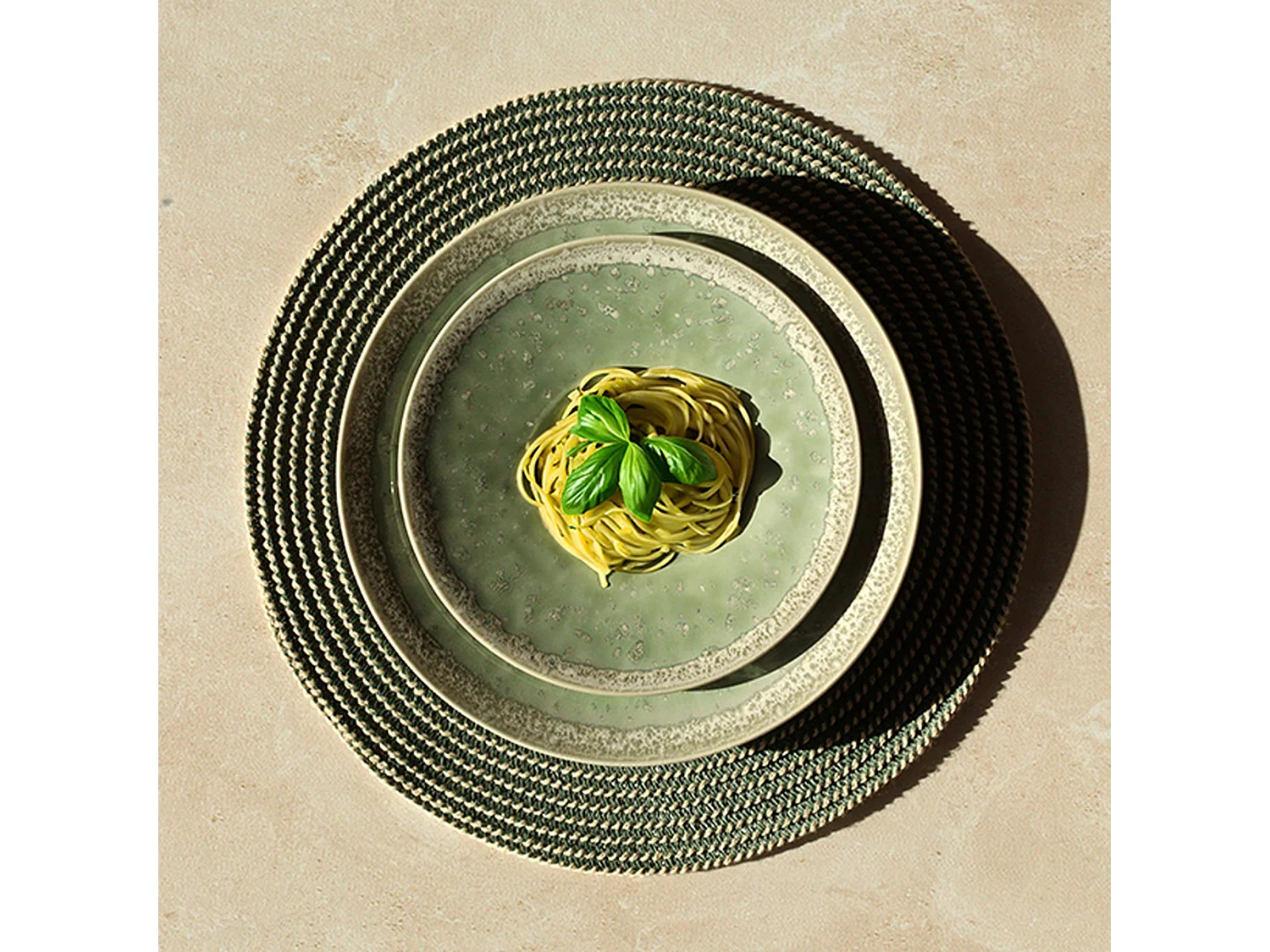 Novastyl - Lot 6 Sets De Table Tisse Rond 36cm En Papier Et Coton Naturel Et Vert