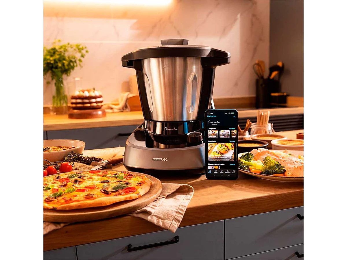 Cecotec Robô de cozinha com 37 funções, APP, balança e jarro de aço inoxidável apta para máquina da louça.