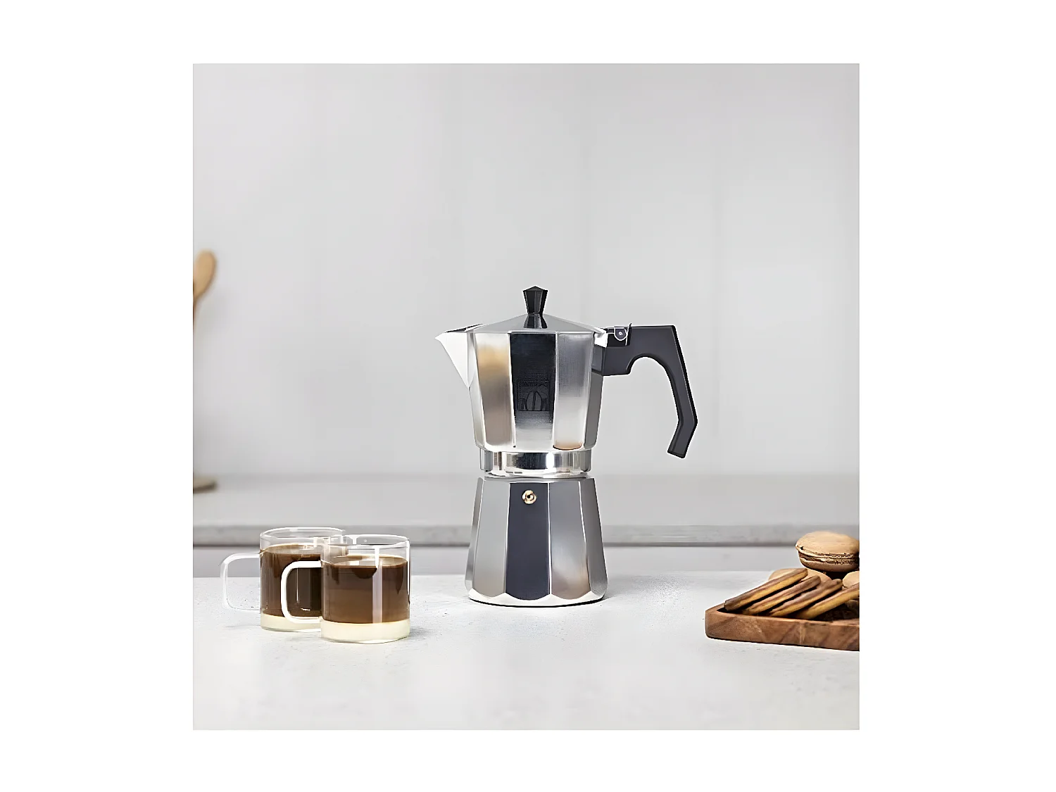 Cecotec Italian Cemaker Cumbia Mimoka 900 lucido, realizzato in alluminio pressofuso, adatto per diversi tipi di cucina, per 9 tazze di caffè