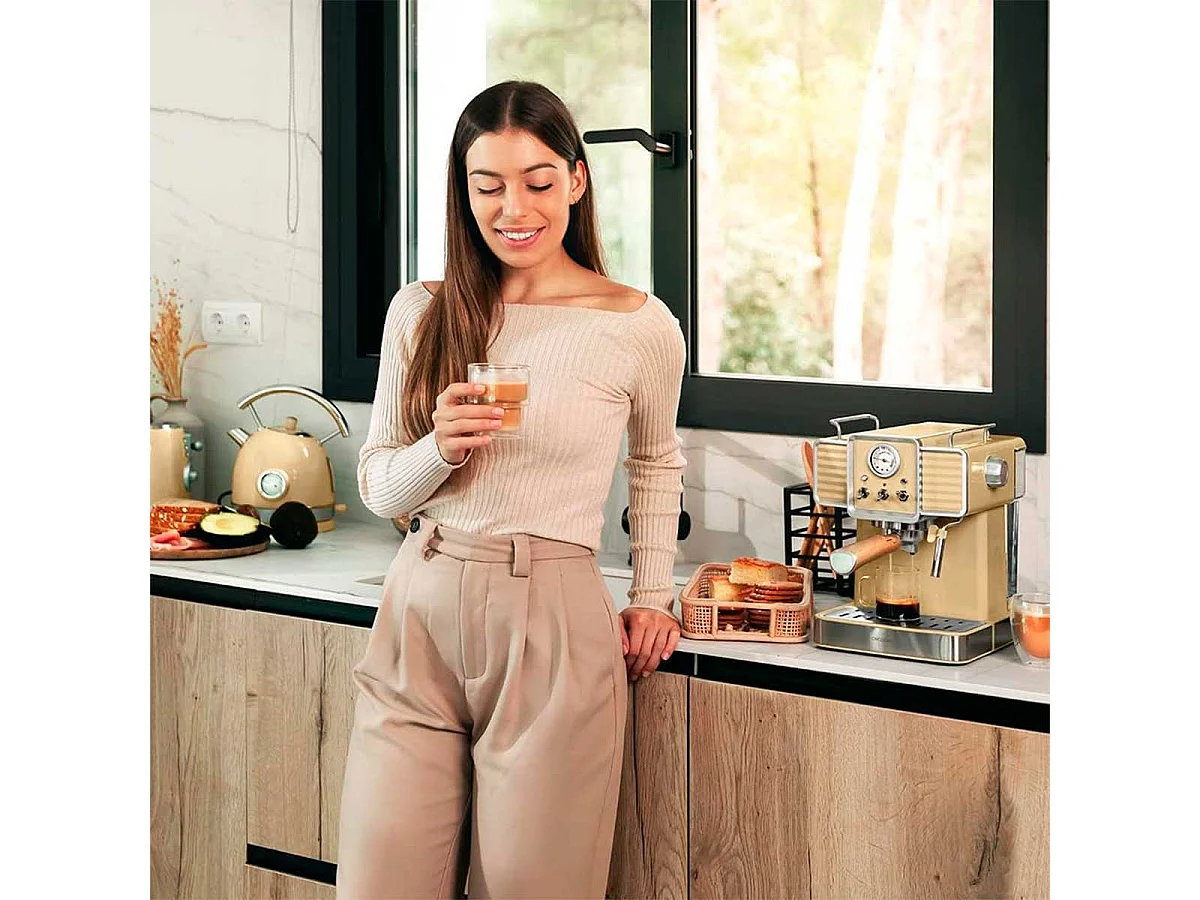 Cafetera Cecotec Power Espresso 20 Tradizionale Light 1350W 20 bar 1,5L amarillo