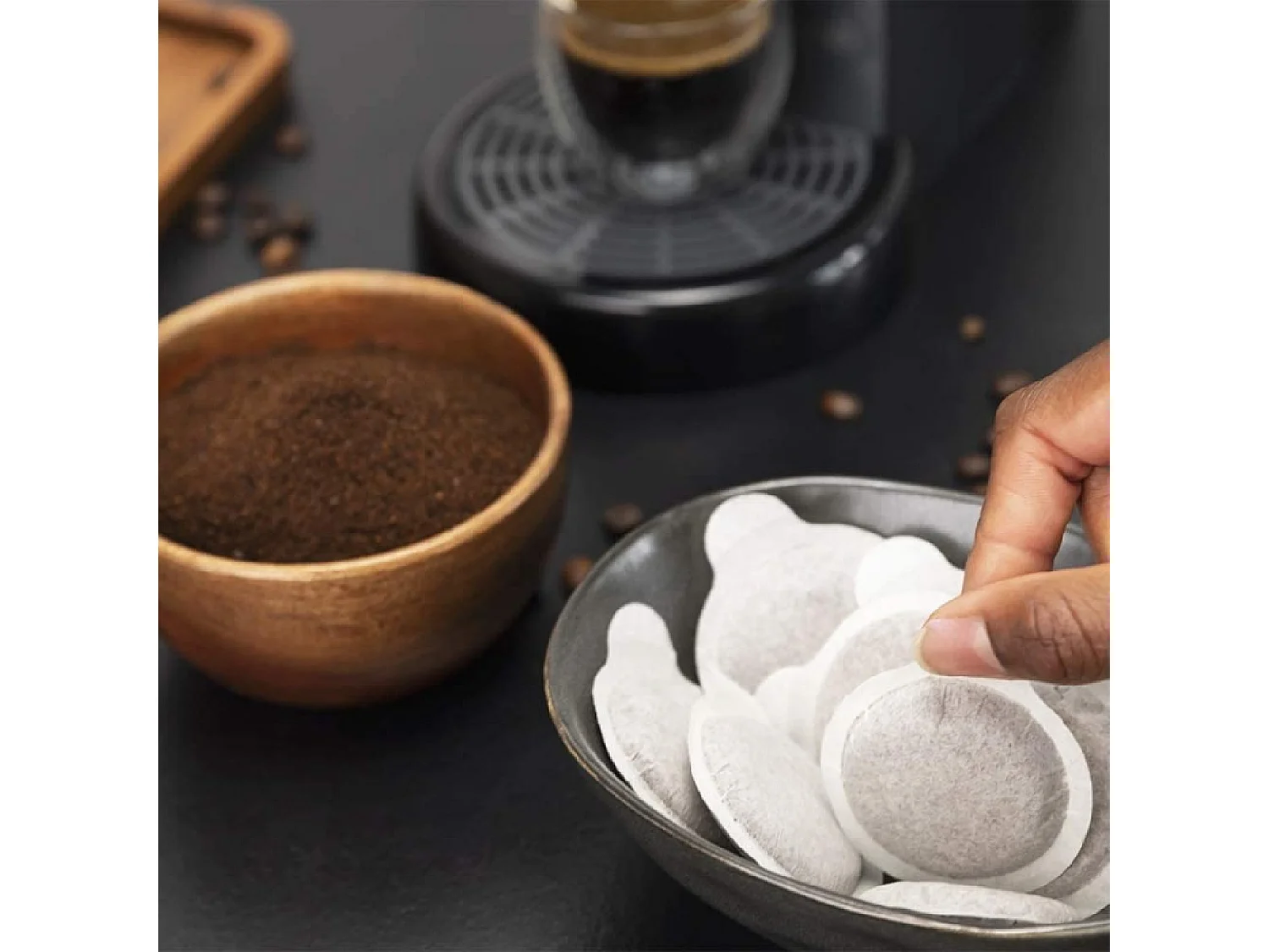 Macchina del caffè Express Capricciosa Black Cecotec