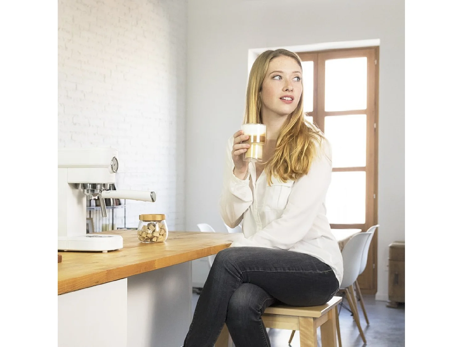 Cecotec Máquina de café expresso com 20 bares, thermoblock, manómetro e vaporizador.