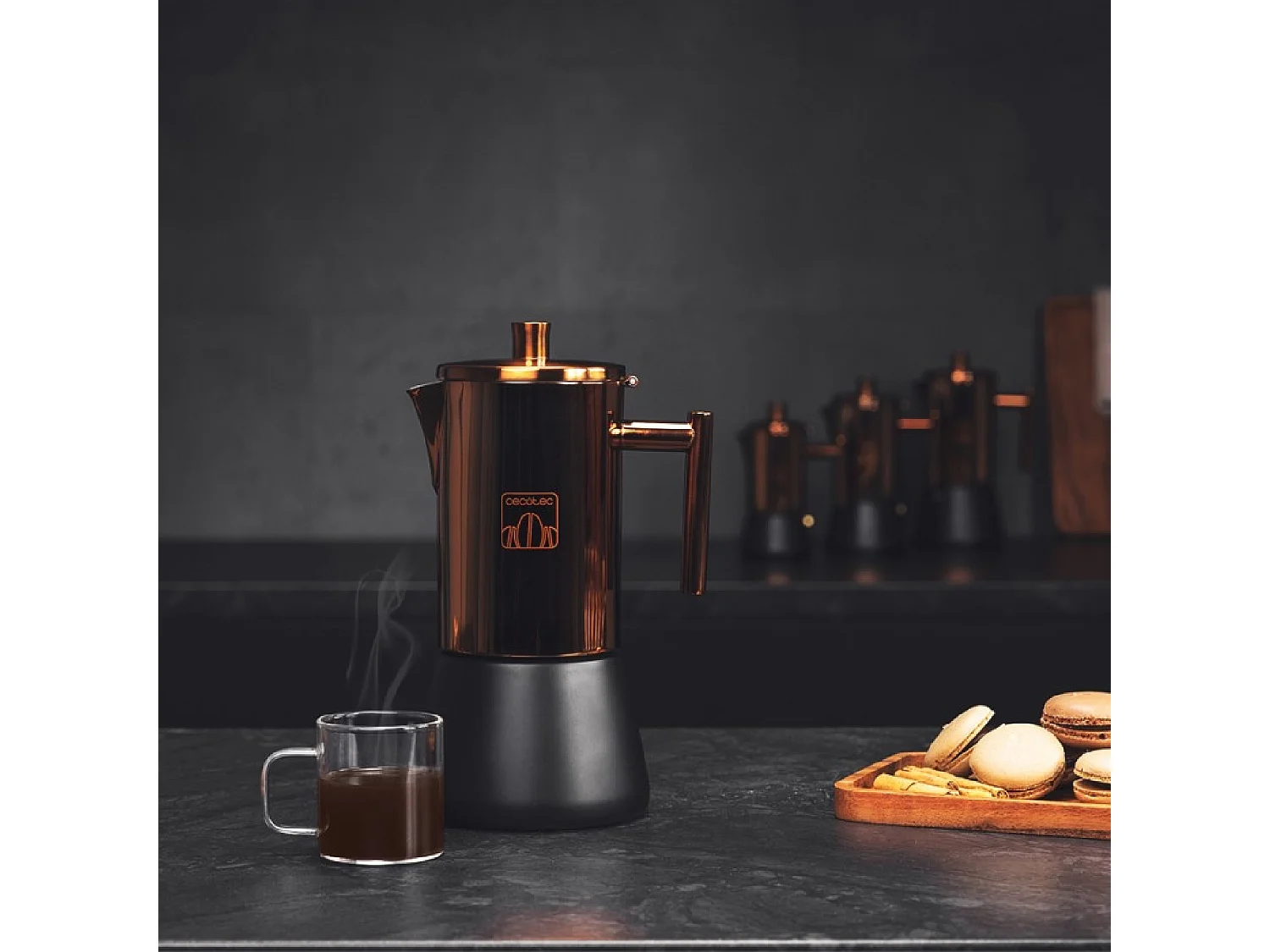 Cecotec Cafeteira italiana de alumínio fundido de alta qualidade ideal para 10 chávenas de café.