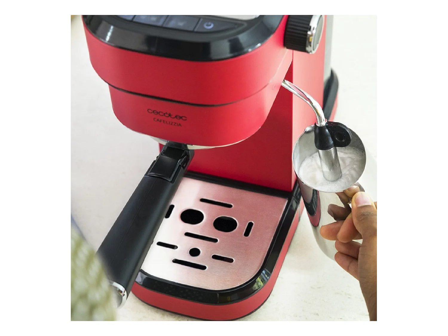 Cecotec Máquina de café expresso com 20 bares, ThermoBlock e vaporizador.