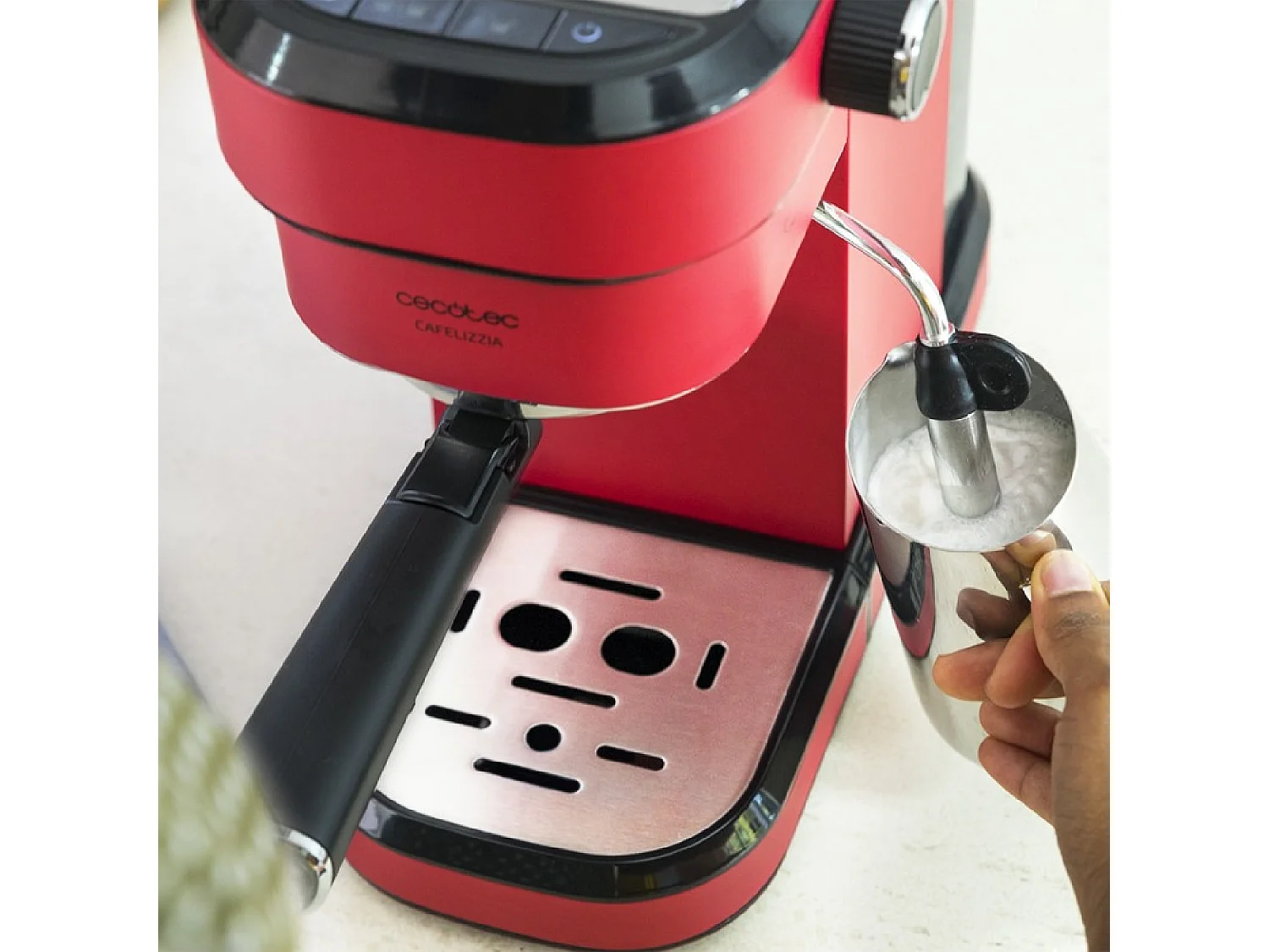 Cecotec Máquina de café expresso com 20 bares, ThermoBlock e vaporizador.