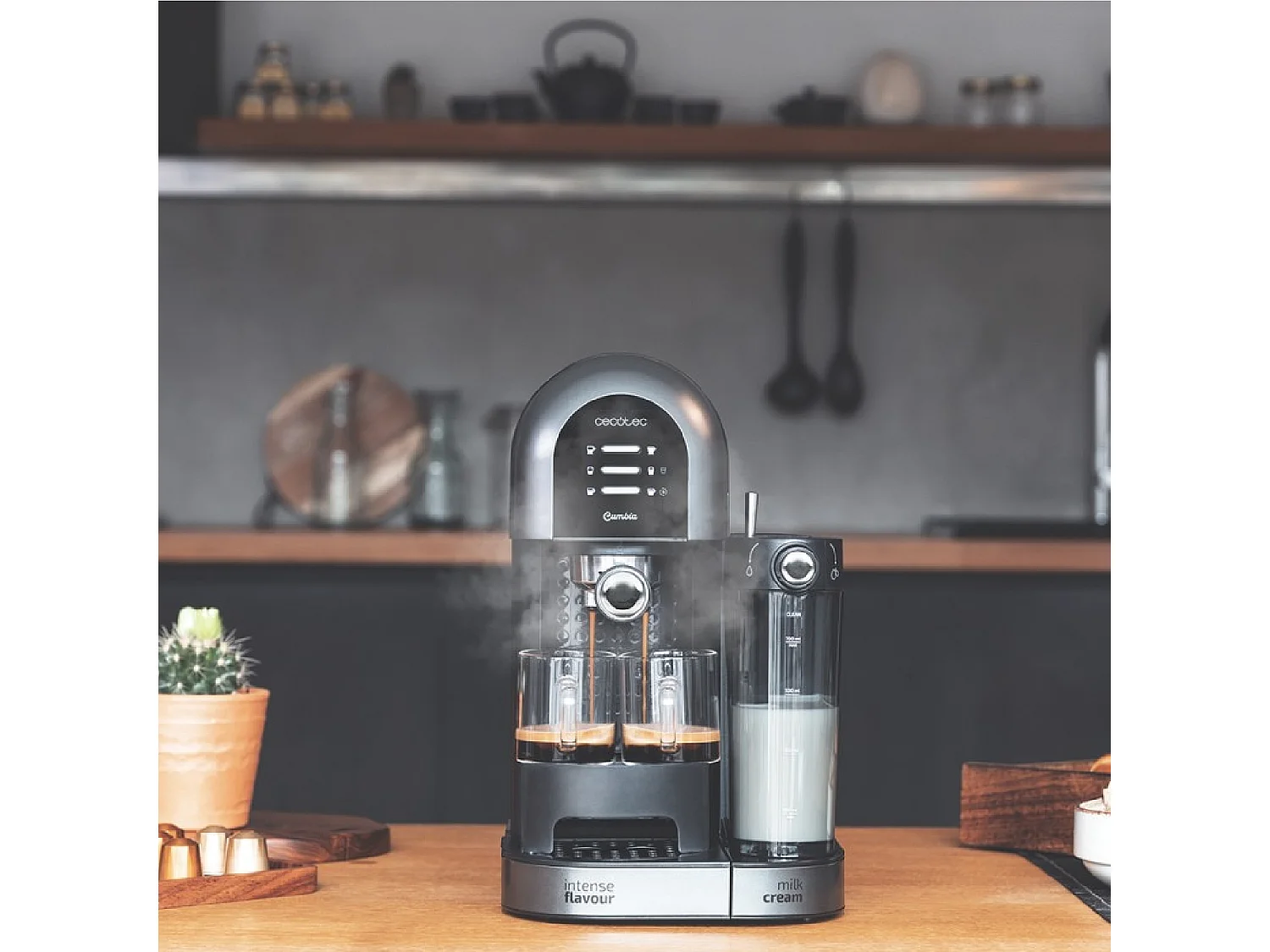 Cecotec Cafetière Semiautomatique Power Instant-ccino 20 Chic Serie Nera. 1470 W, Café moulu et capsules, 20 Bars, Réservoir à lait de 0,7L, Réservoir d'eau 1,7L